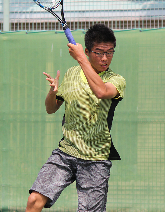 川上倫平