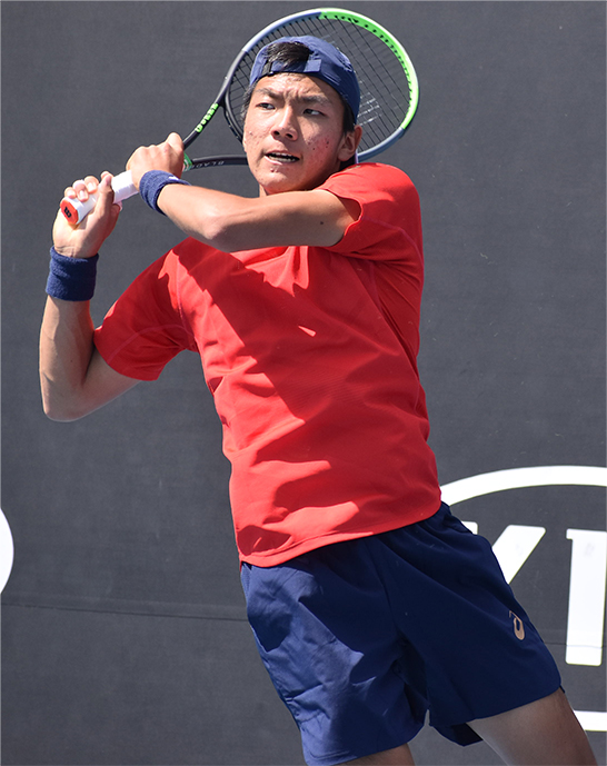 三井駿介