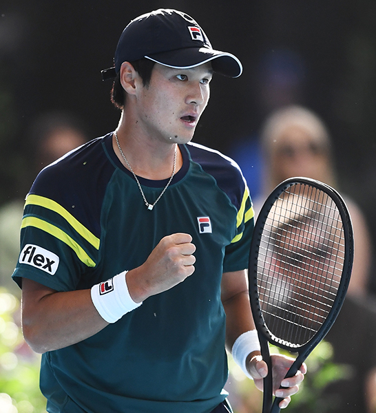 クォン・スンウ