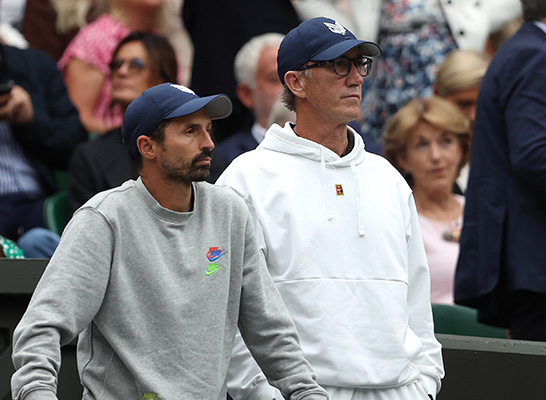 ダレン・ケーヒル、シモーネ・ヴァグノッツィ