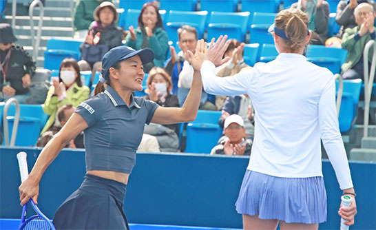 青山修子、ブクサ