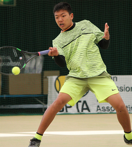 三井駿介