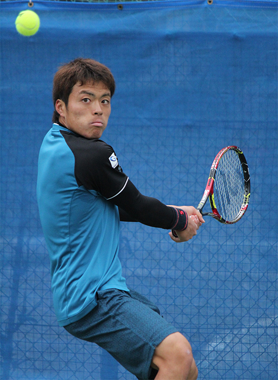 高橋悠介